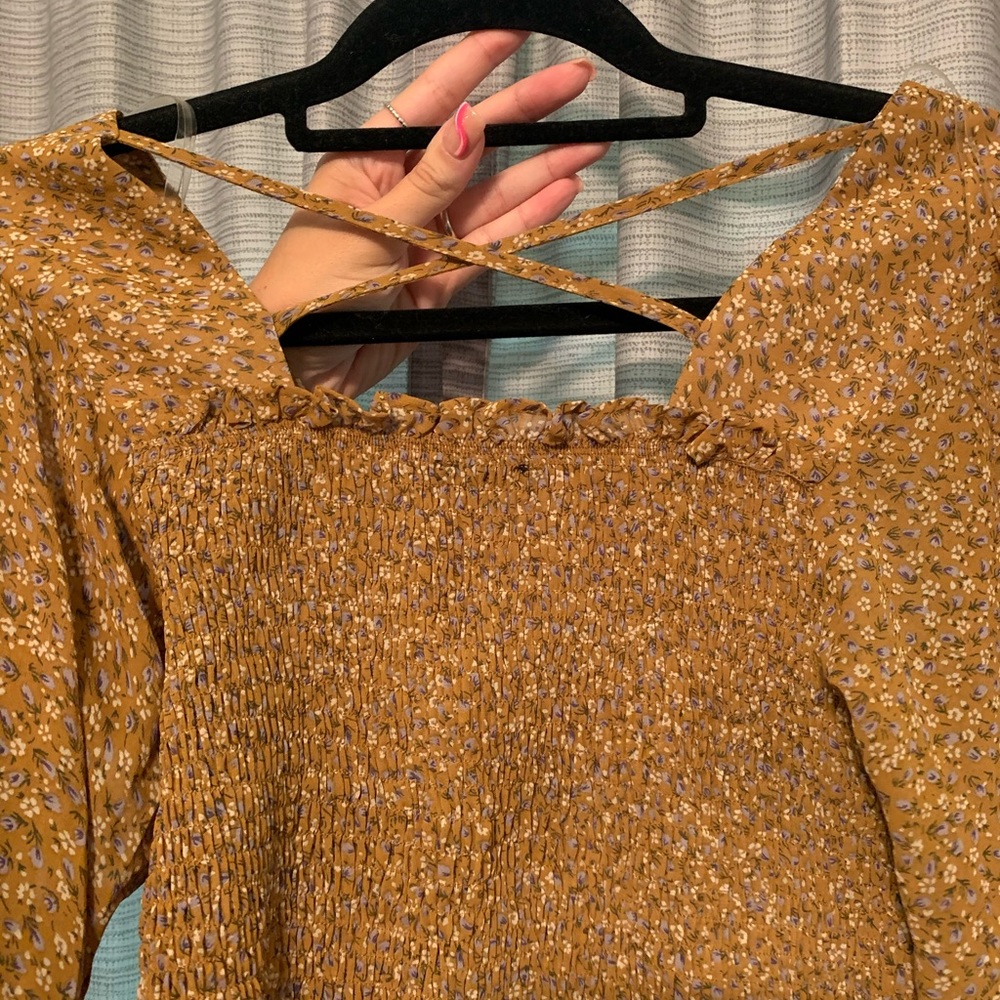 Balloon sleeve crop top